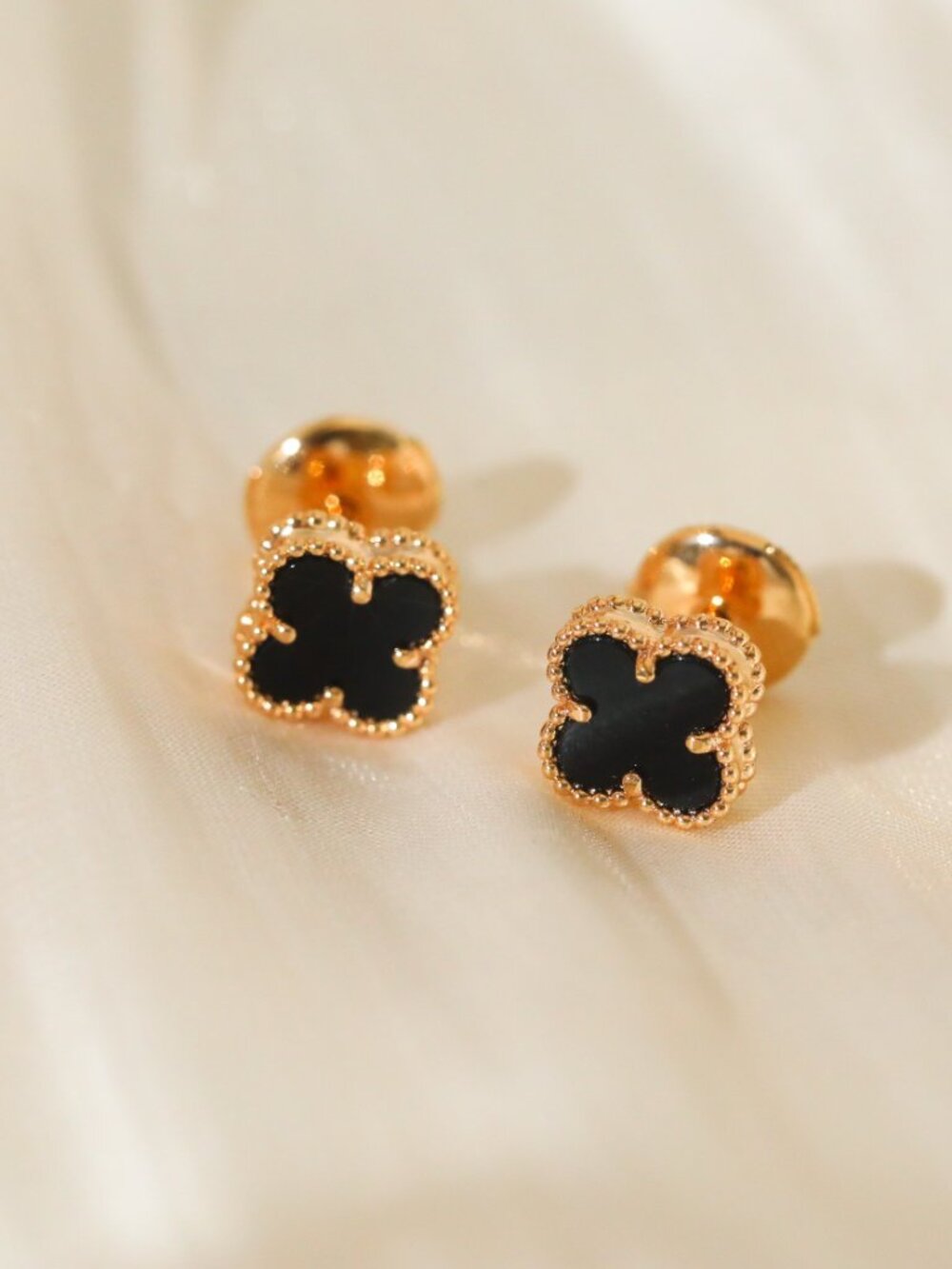 Van Cleef & Arpels ​Earrings